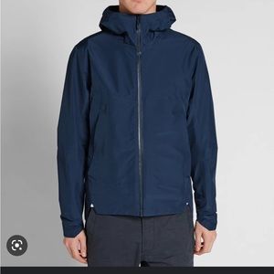 Brand new Veilance Arris jacket size small men.